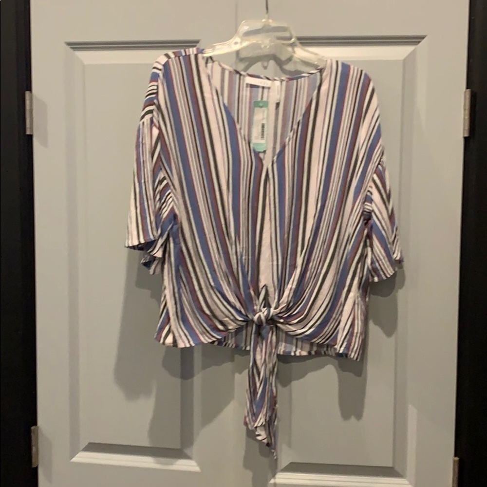 LUQ tie top